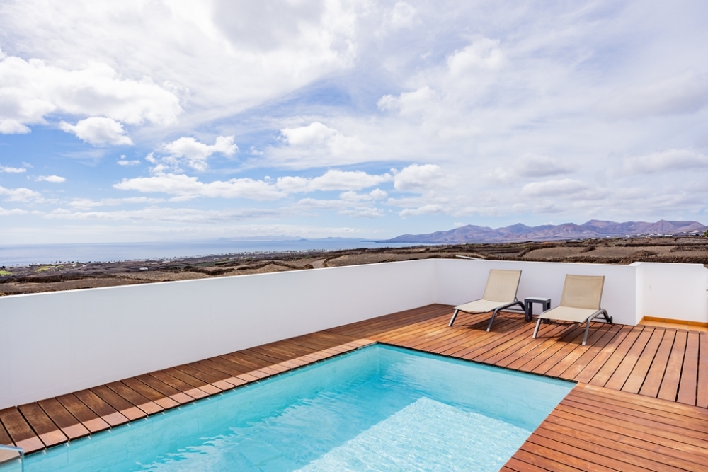 Luxury 3-Bedroom Villa with Heated Pool & Panoramic Sea Views – Tías, Lanzarote – photo 17
