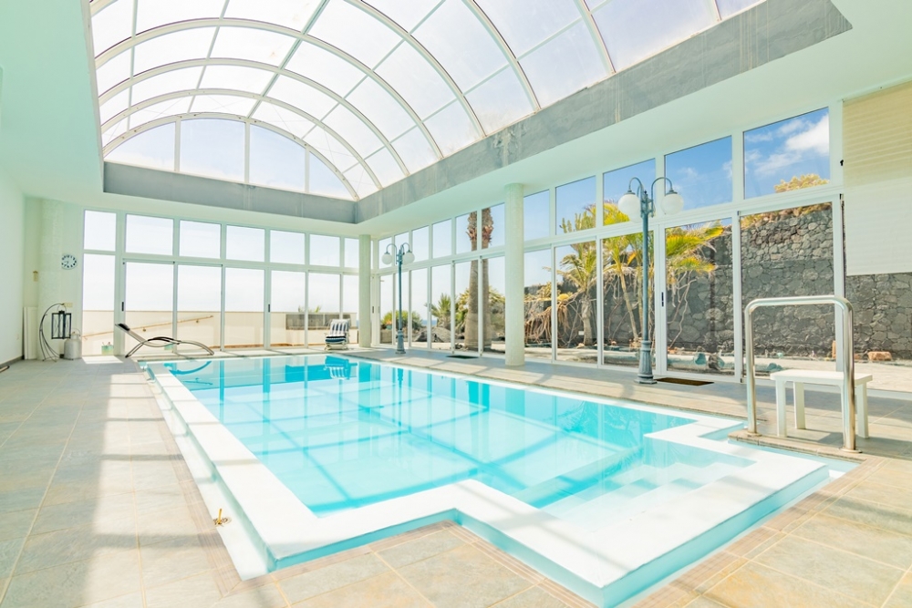 A Rare Coastal Jewel: Luxury Residence with Beach Access in El Charco del Palo – photo 18