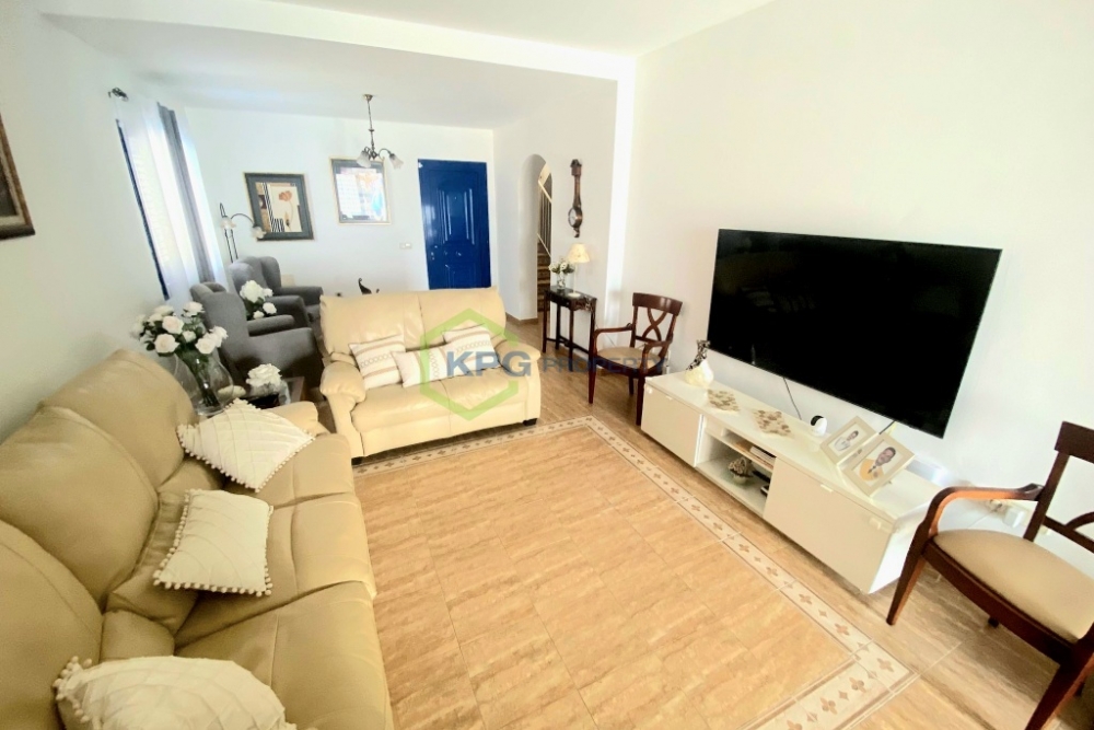 Spacious 3 Bedroom Home with BBQ Terrace, Basement and Garage – Playa Blanca – photo 5