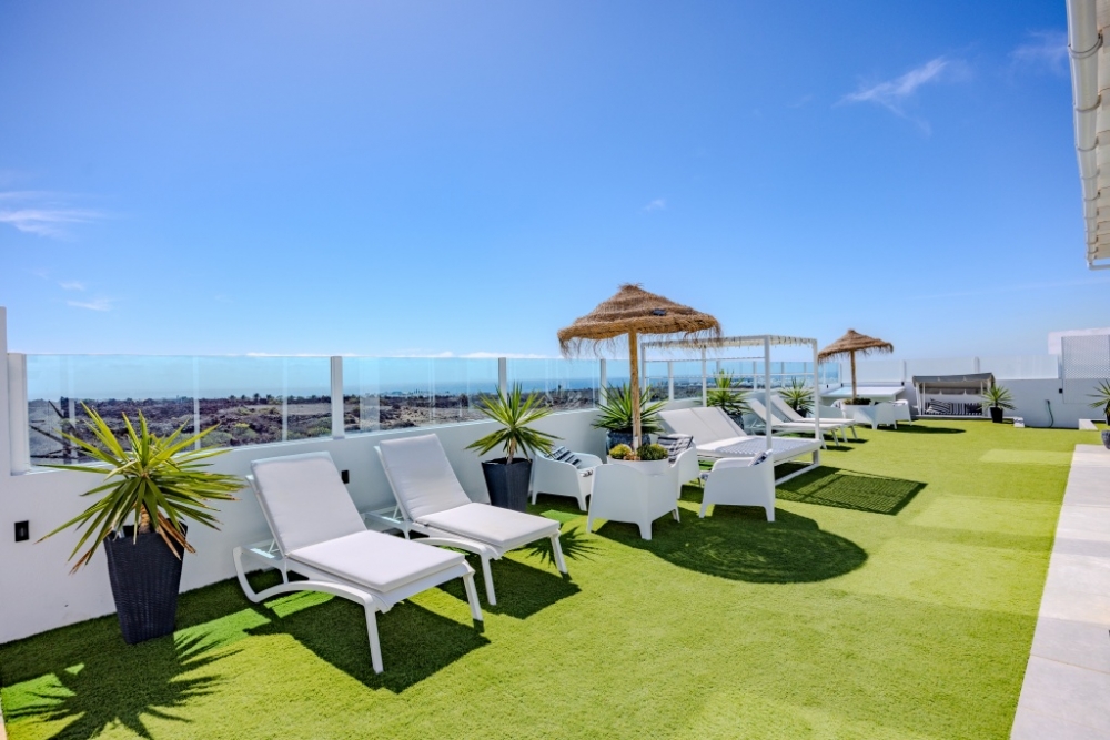 Stylish Family Villa with Private Pool & Jacuzzi – Costa Teguise – photo 38