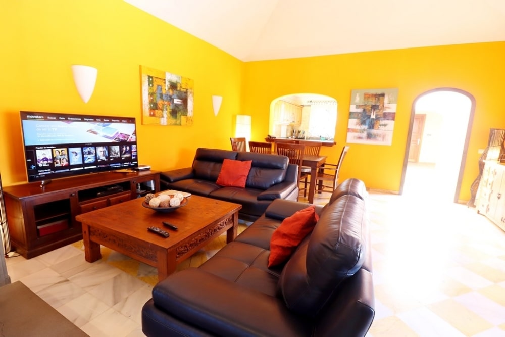 Impressive 3-Bedroom Detached Villa with Pool and Sea Views – Playa Blanca – photo 3