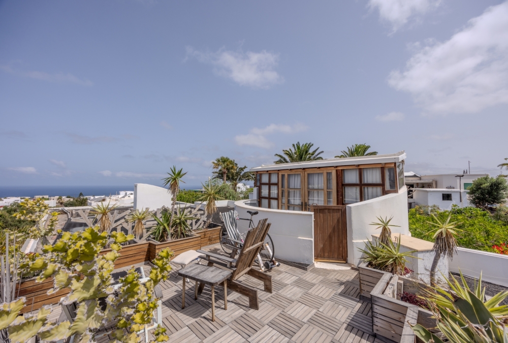 Unique 5-Bedroom Villa with Two Pools, Guest Apartments & Panoramic Views – Las Breñas – photo 11