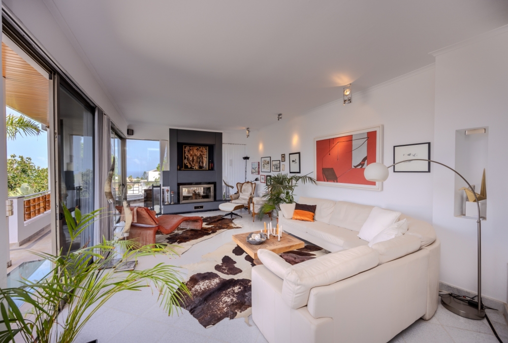 Unique 5-Bedroom Villa with Two Pools, Guest Apartments & Panoramic Views – Las Breñas – photo 2