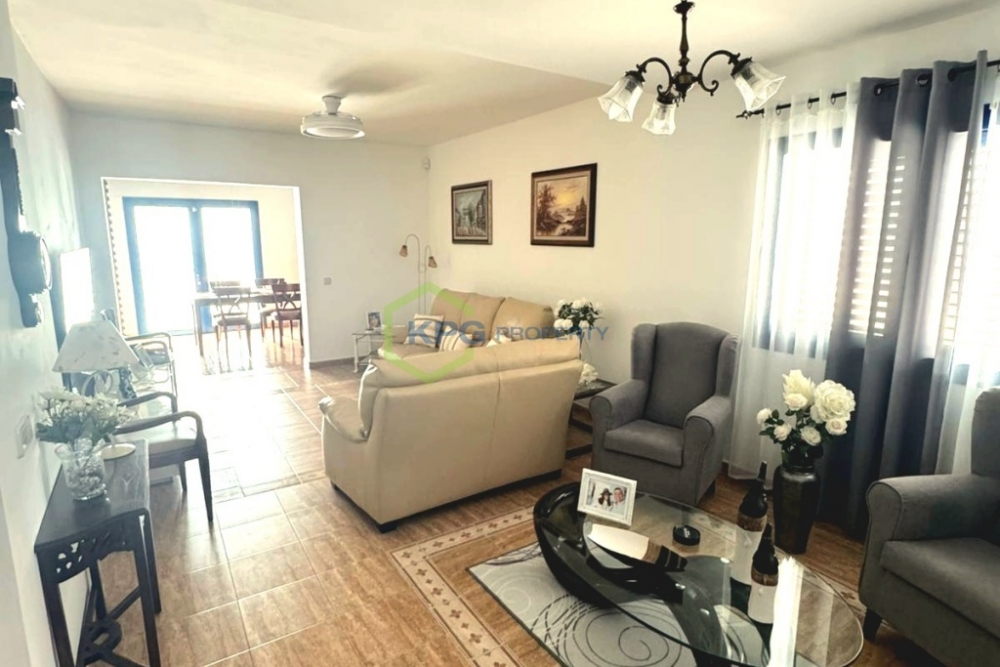 Spacious 3 Bedroom Home with BBQ Terrace, Basement and Garage – Playa Blanca – photo 6