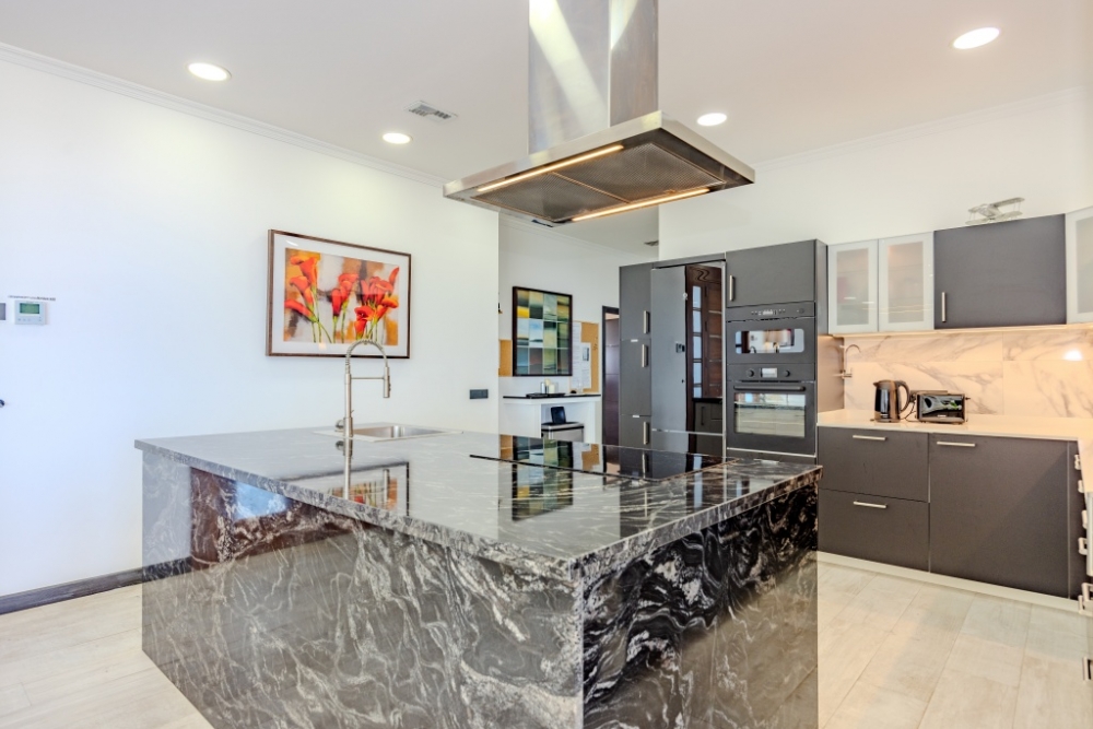 Stylish Family Villa with Private Pool & Jacuzzi – Costa Teguise – photo 16