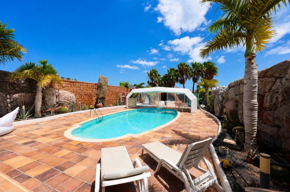 Spacious 3-Bedroom Villa with Exceptional Outdoor Entertaining Spaces – Playa Blanca – photo 17