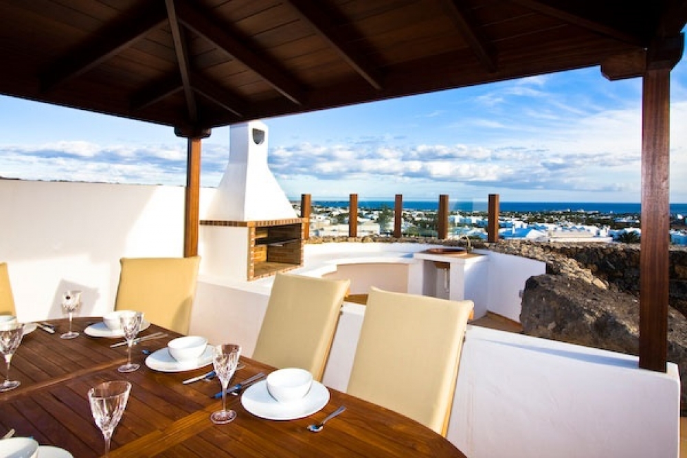 Exceptional 5-Bedroom Playa Blanca Villa with Two Heated Pools, Sea Views – photo 13
