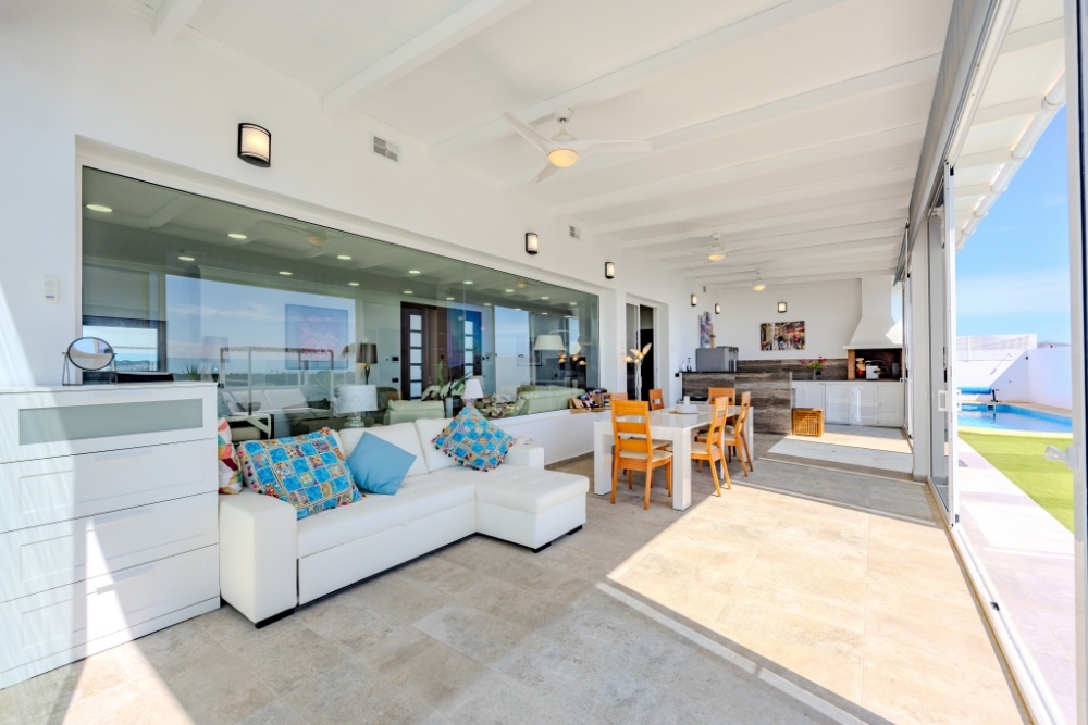 Stylish Family Villa with Private Pool & Jacuzzi – Costa Teguise – photo 34
