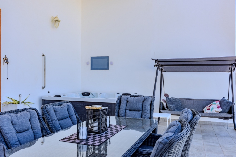 Stylish Family Villa with Private Pool & Jacuzzi – Costa Teguise – photo 8