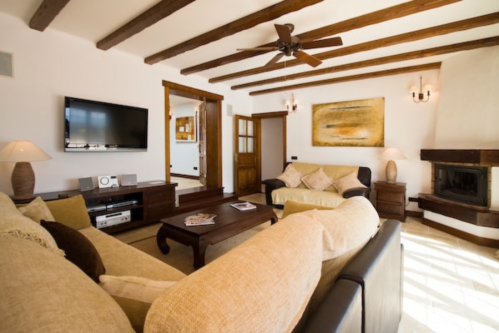 Exceptional 5-Bedroom Playa Blanca Villa with Two Heated Pools, Sea Views – photo 6