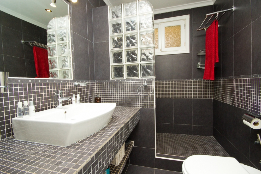 Contemporary Villa with Grand Outdoor Living & Panoramic Views in Puerto del Carmen – photo 11