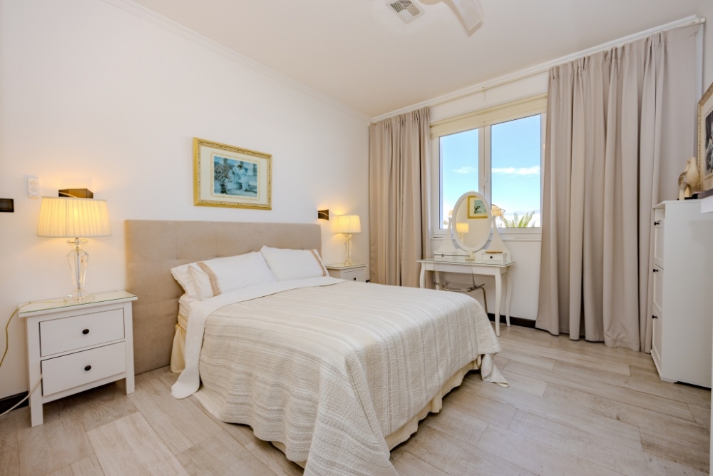 Stylish Family Villa with Private Pool & Jacuzzi – Costa Teguise – photo 25