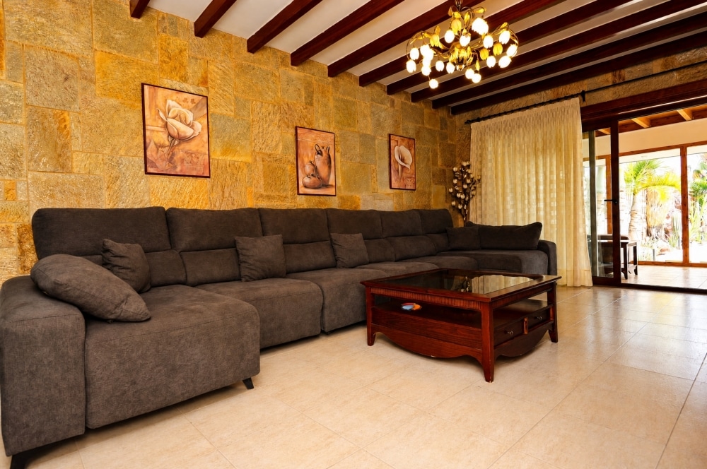 Spacious 3-Bedroom Villa with Exceptional Outdoor Entertaining Spaces – Playa Blanca – photo 4