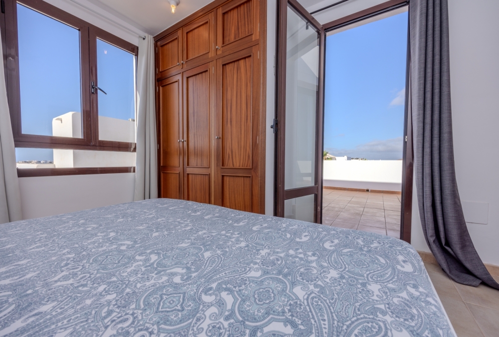 Detached 3-Bedroom Villa with Private Pool – Playa Blanca – photo 13