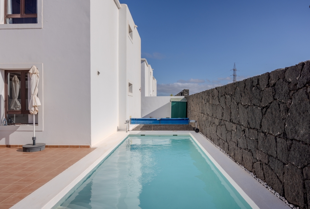 Detached 3-Bedroom Villa with Private Pool – Playa Blanca – photo 18