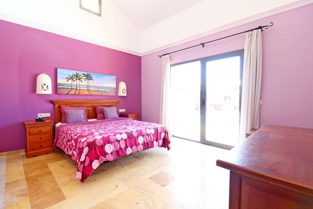 Impressive 3-Bedroom Detached Villa with Pool and Sea Views – Playa Blanca – photo 4