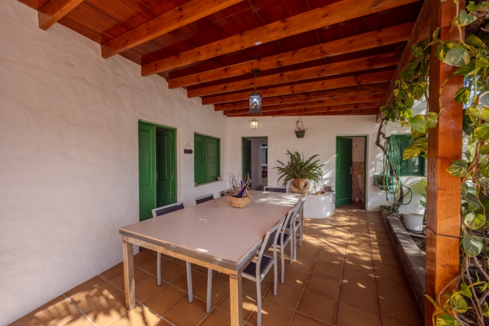 Historic 6-Bedroom Country Estate with Panoramic Views and Endless Potential in Haría, Lanzarote – photo 26