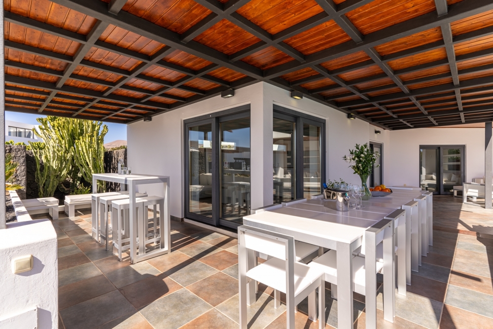 Spacious 5-Bedroom Villa with Heated Pool – Playa Blanca – photo 10