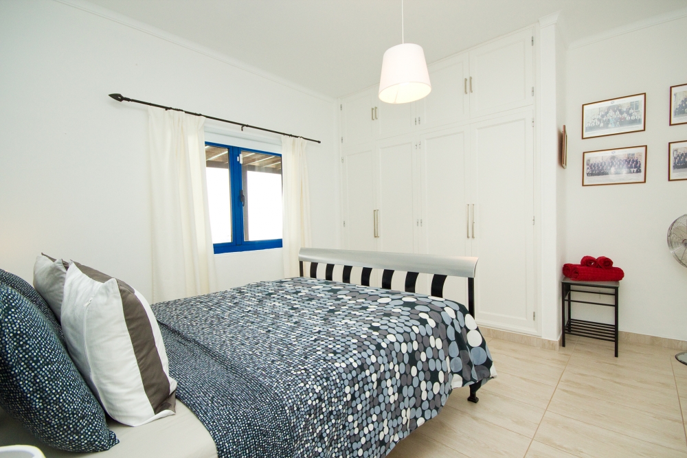 Contemporary Villa with Grand Outdoor Living & Panoramic Views in Puerto del Carmen – photo 13