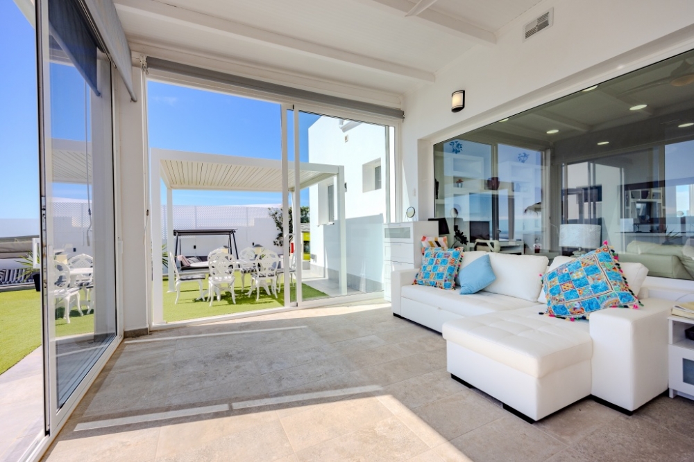 Stylish Family Villa with Private Pool & Jacuzzi – Costa Teguise – photo 33