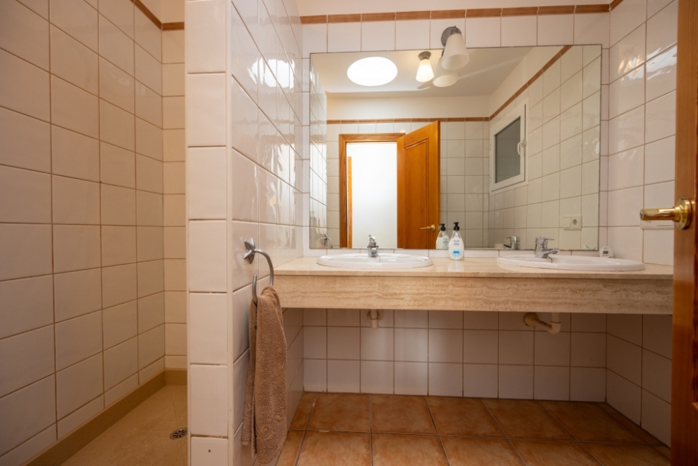 Charming 4-Bedroom Villa with Pool, Sea Views in Costa Papagayo – photo 12