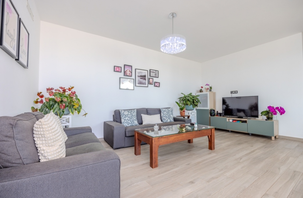 3 bedroom villa in an exclusive area in Costa Teguise – photo 4