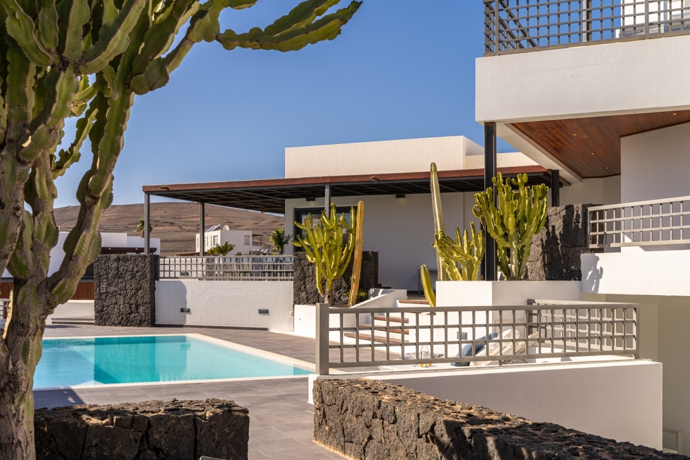 Spacious 5-Bedroom Villa with Heated Pool – Playa Blanca – photo 12