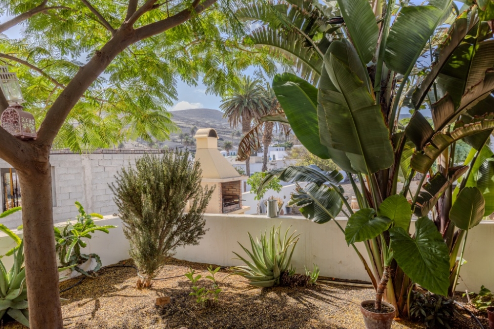 Historic 6-Bedroom Country Estate with Panoramic Views and Endless Potential in Haría, Lanzarote – photo 27