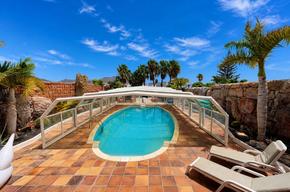Spacious 3-Bedroom Villa with Exceptional Outdoor Entertaining Spaces – Playa Blanca – photo 18