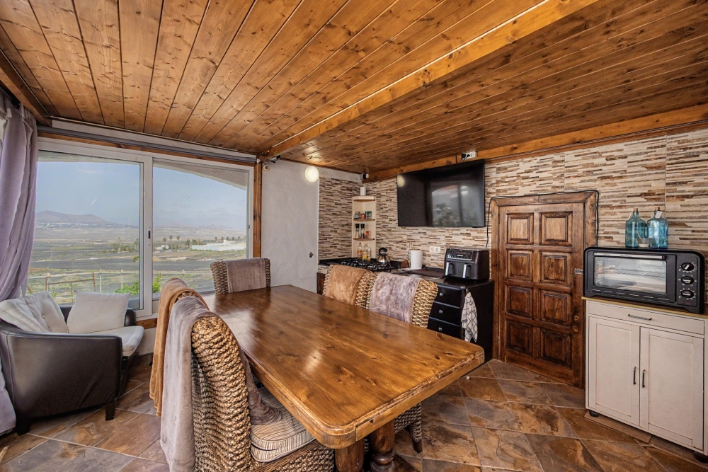 3 bedroom bungalow with panoramic views in La Villa de Teguise – photo 19
