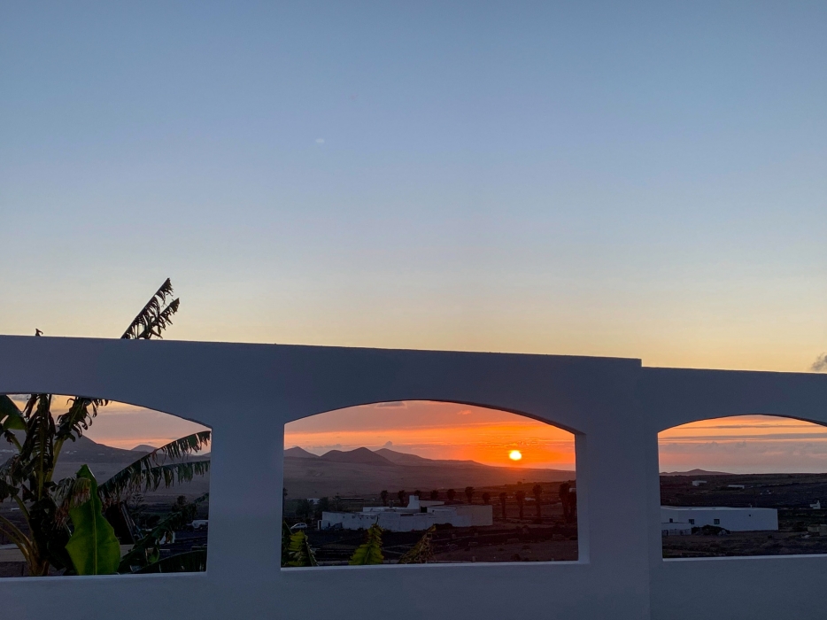 3 bedroom bungalow with panoramic views in La Villa de Teguise – photo 3