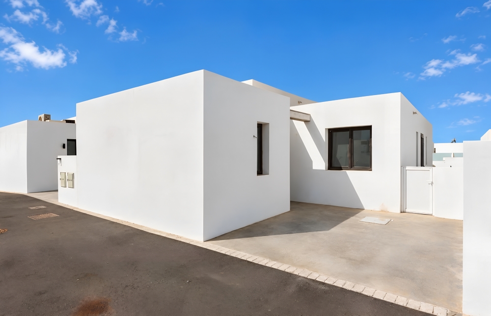 Brand New 3 Bedroom Detached Villa with Private Pool in Playa Blanca – photo 19