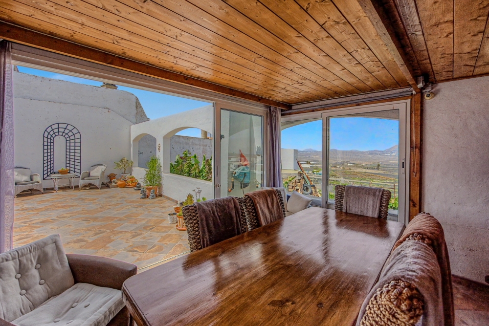 3 bedroom bungalow with panoramic views in La Villa de Teguise – photo 20