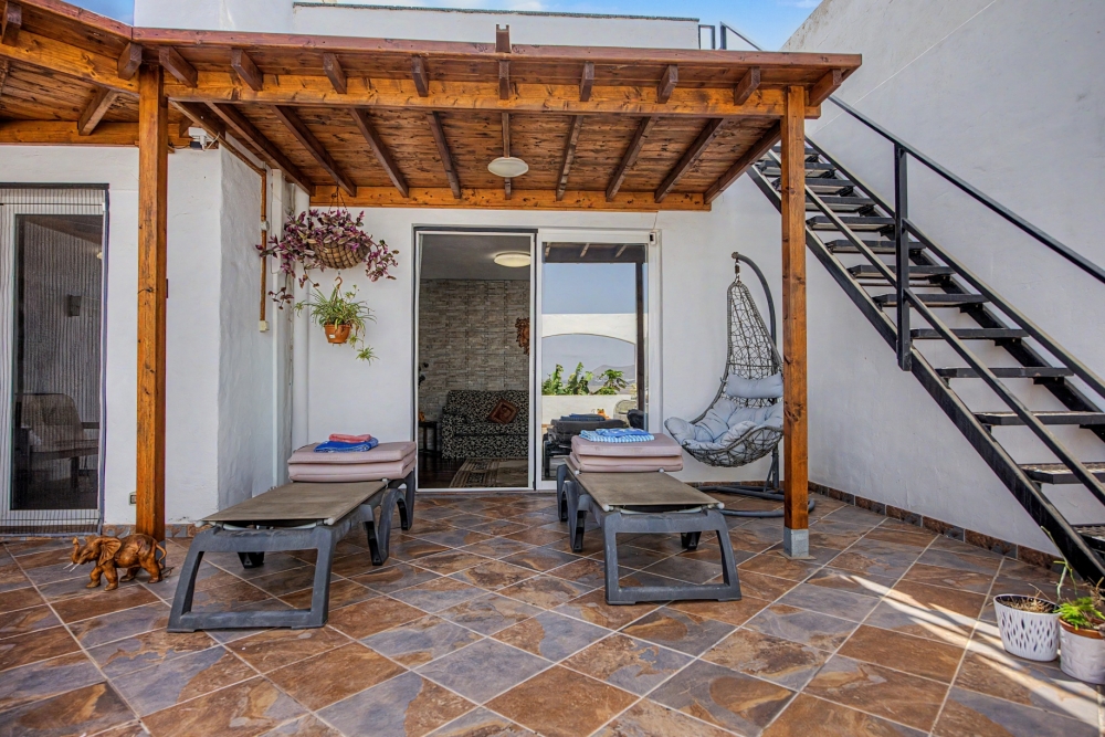 3 bedroom bungalow with panoramic views in La Villa de Teguise – photo 4