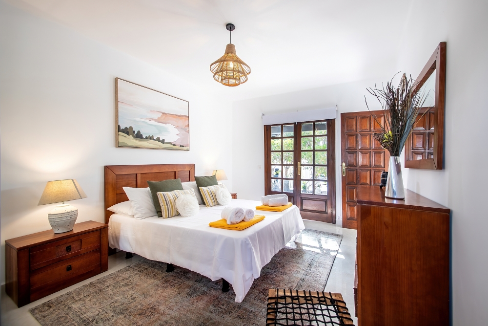 Luxury 7 bedroom 6 bathroom villa with private pool in Los Mojones – photo 35