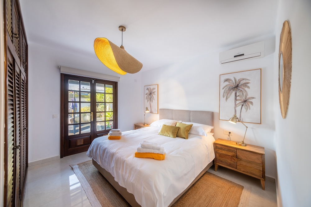 Luxury 7 bedroom 6 bathroom villa with private pool in Los Mojones – photo 28